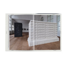 Lade das Bild in den Galerie-Viewer, Katalog JULIA BELIAEVA. Fragile City
