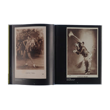 Lade das Bild in den Galerie-Viewer, Katalog JOSEPHINE BAKER. IDOL IKONE INSPIRATION
