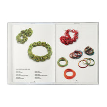 Lade das Bild in den Galerie-Viewer, Katalog ANDREA AUER. mother of pearls
