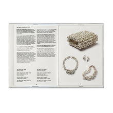 Lade das Bild in den Galerie-Viewer, Katalog ANDREA AUER. mother of pearls
